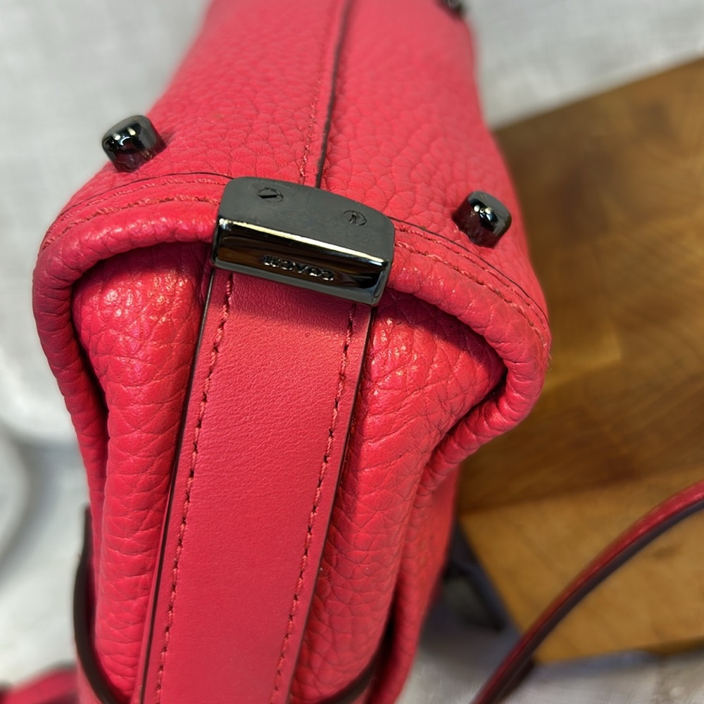 Coach Swagger 15 mini leather rare bag - Picture 10 of 16